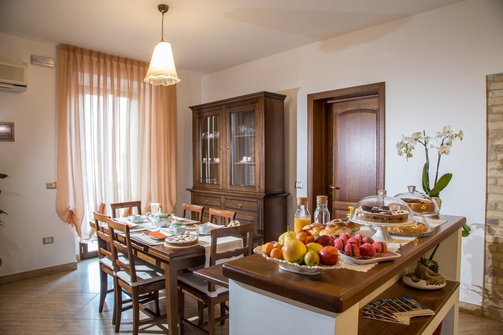 B&B Casa Cavour San Benedetto del Tronto Kültér fotó